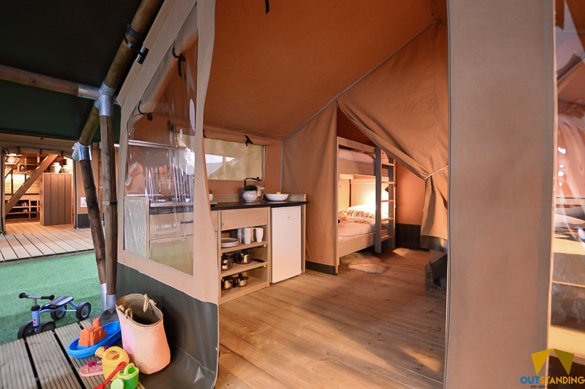 Luxe Glamping Tent | Vakantiepark Prinsenmeer